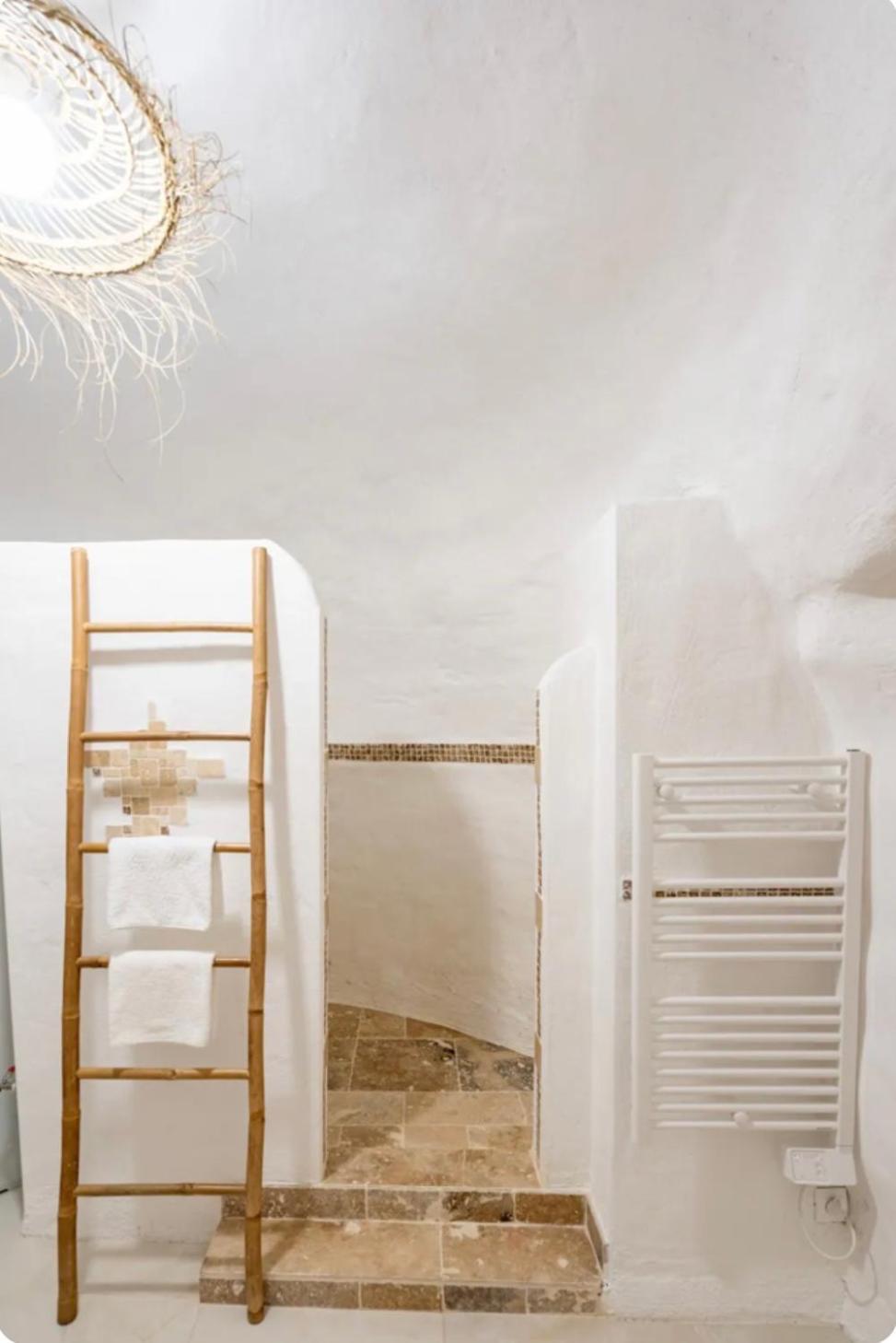 Le Temple D'Aphrodite, Appartement Avec Spa 비엔 외부 사진